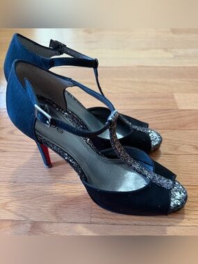 bebe Black T-Strap Glitter Peep-Toe Heels